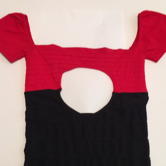 Bebe mini dress perfect for a night on the town. - Picture 5 of 7